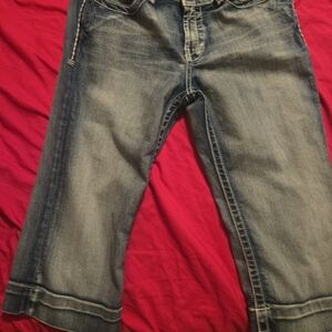 BKE Light Blue Capris